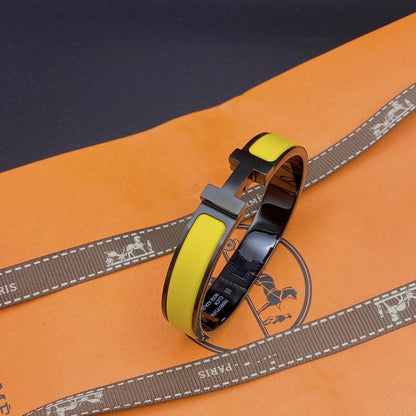 [Saipan]CLIC HM SO BLACK YELLOW BRACELET