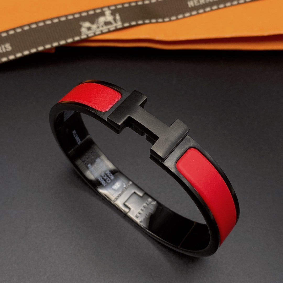 [Saipan]CLIC HM SO BLACK RED BRACELET