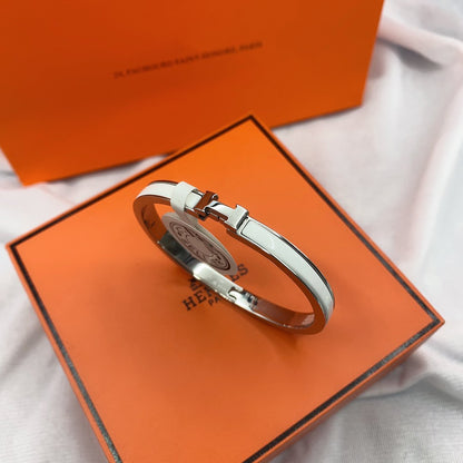 [Saipan]CLASSIC HM CLIC WHITE 8MM ENAMEL BRACELET