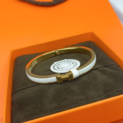 [Saipan]CLASSIC HM CLIC WHITE 8MM ENAMEL BRACELET