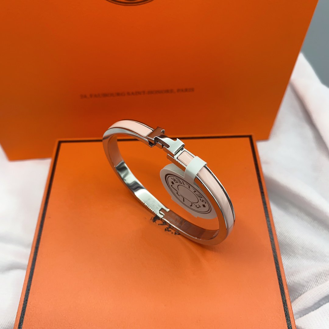 [Saipan]CLASSIC HM CLIC  PINK 8MM ENAMEL BRACELET
