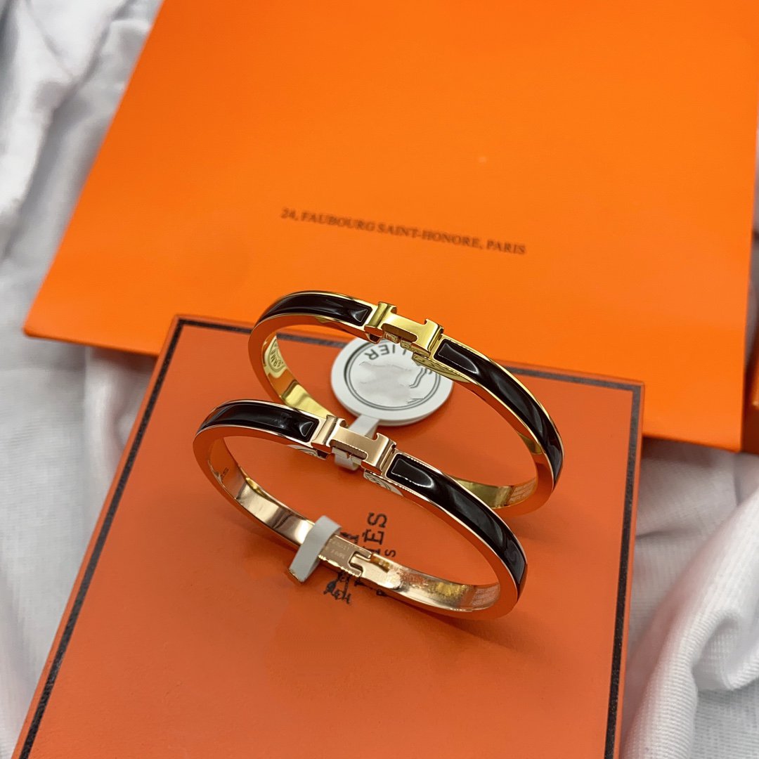 [Saipan]CLASSIC HM CLIC BLACK 8MM ENAMEL BRACELET