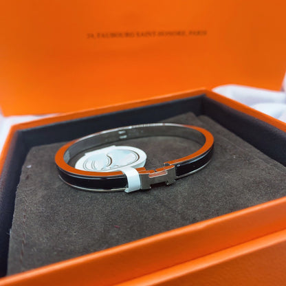 [Saipan]CLASSIC HM CLIC BLACK 8MM ENAMEL BRACELET