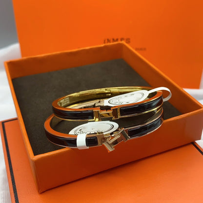 [Saipan]CLASSIC HM CLIC BLACK 8MM ENAMEL BRACELET