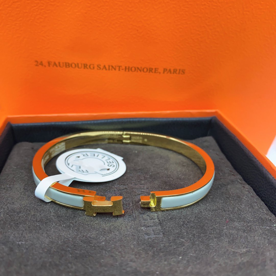 [Saipan]CLASSIC HM CLIC GREEN 8MM ENAMEL BRACELET
