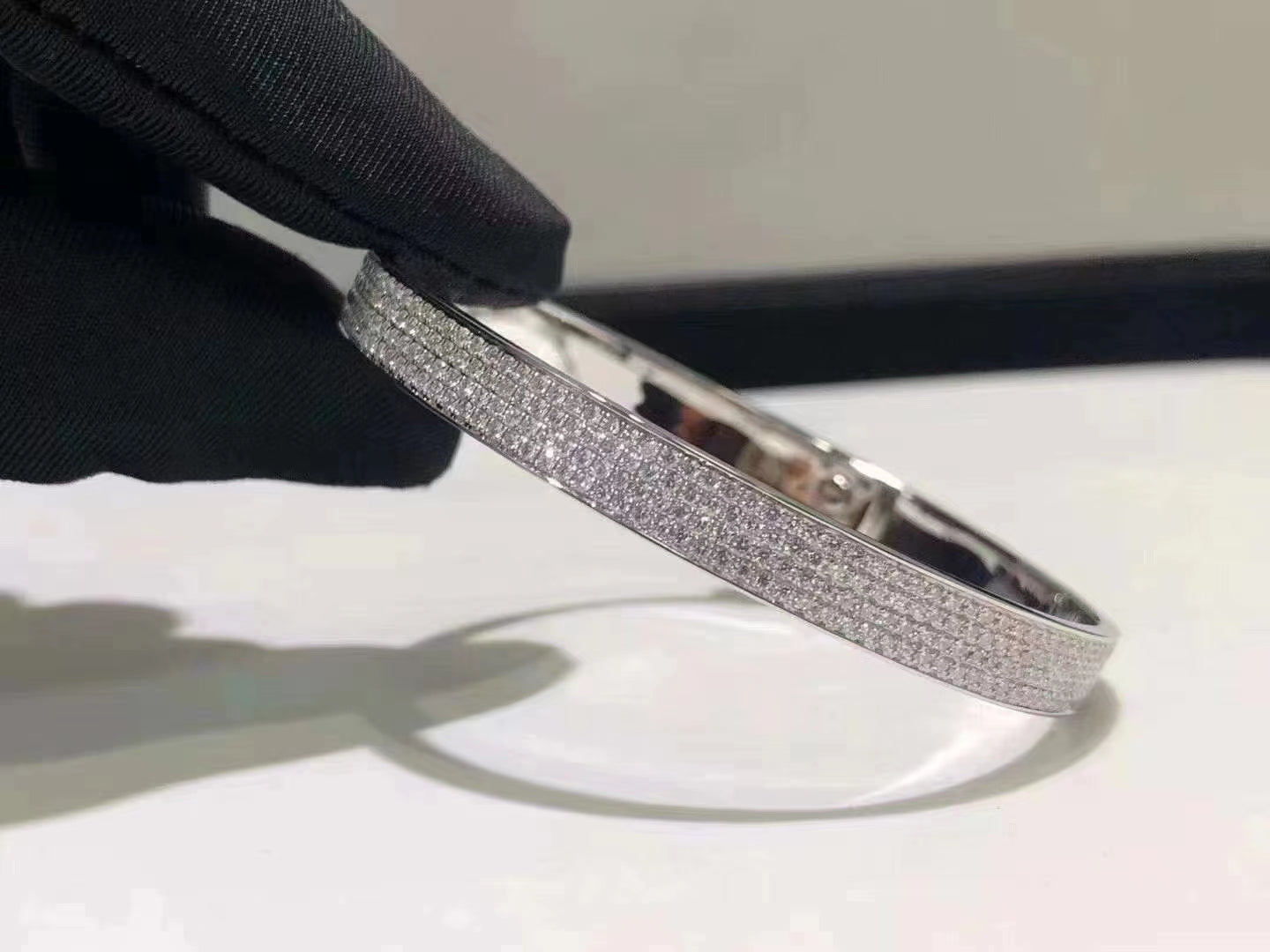 [Saipan]HM KELLY BRACELET IN SILVER AND FULL PAVE DIAMOND