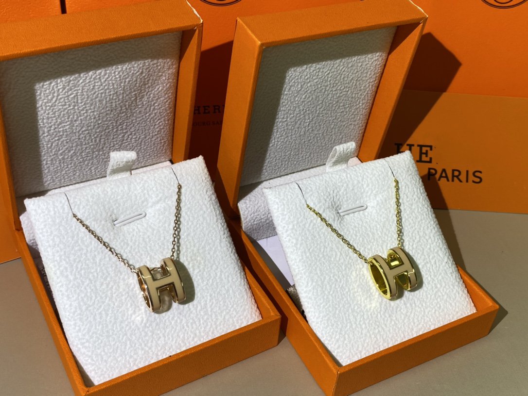 [Saipan]HM CLIC YELLOW ENAMEL GOLD NECKLACE