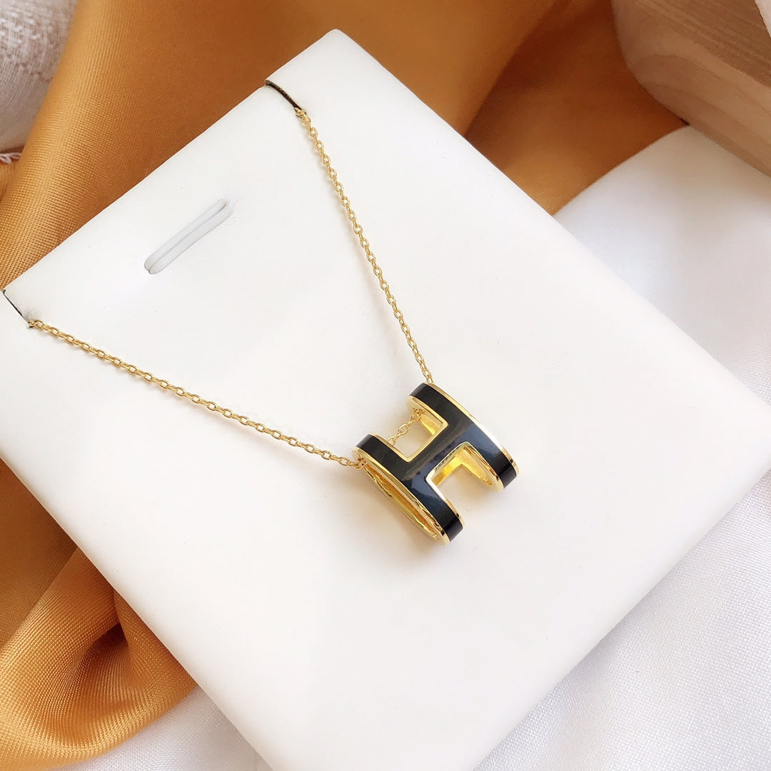 [Saipan]HM CLIC BLACK ENAMEL GOLD NECKLACE