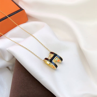 [Saipan]HM CLIC BLACK ENAMEL GOLD NECKLACE