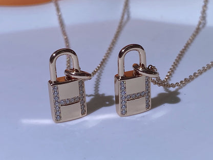 [Saipan]HM ADVANCED NICHE LOCK HEAD NECKLACE DIAMONDS