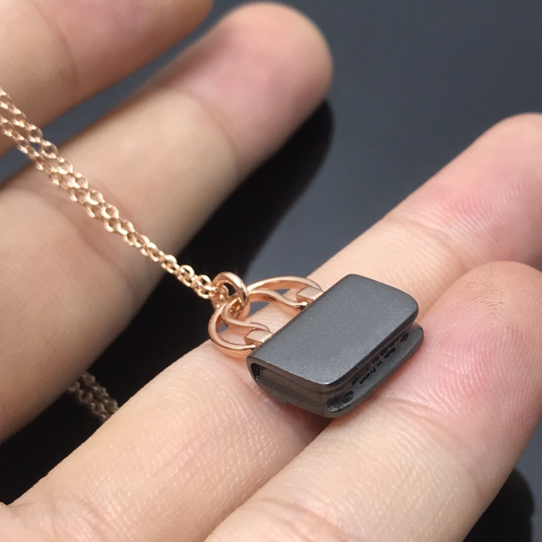 [Saipan]WOMEN'S HM AMULETTES CONSTANCE PENDANT NECKLACE