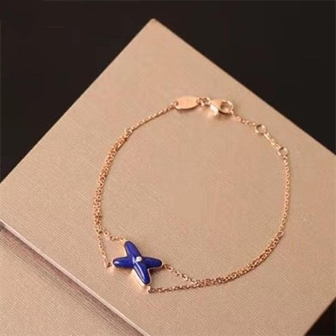 [Saipan]Hollow Design Four-Leaf Clover Flower Shape Ring