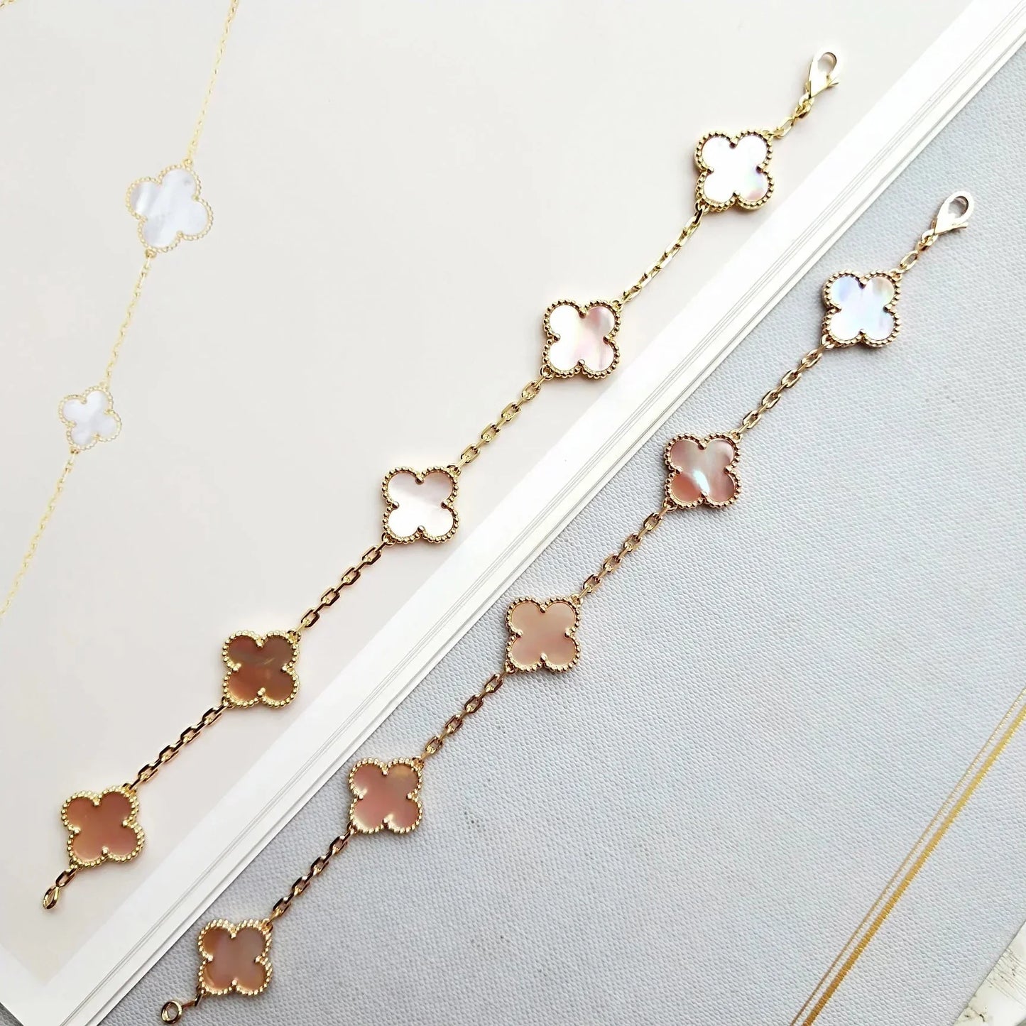 [Saipan]LUCKY CLOVER 5-MOTIF BRACELET - PINK MOTHER-OF-PEARL COLLECTION