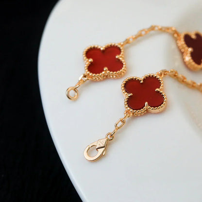 [Saipan]LUCKY CLOVER 5-MOTIF BRACELET - RED CARNELIAN COLLECTION