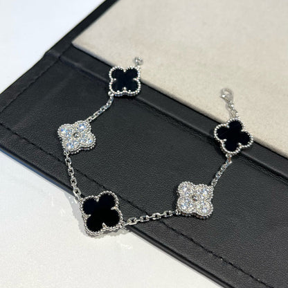 [Saipan]LUCKY CLOVER 5-MOTIF BRACELET - BLACK OXNY COLLECTION