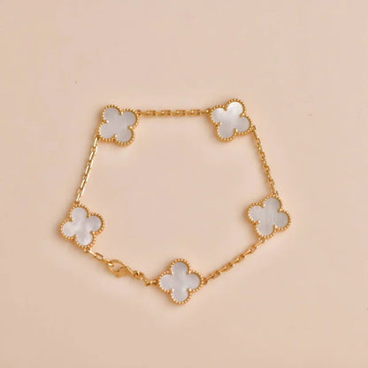 [Saipan]LUCKY CLOVER 5-MOTIF BRACELET - WHITE MOTHER-OF-PEARL COLLECTION