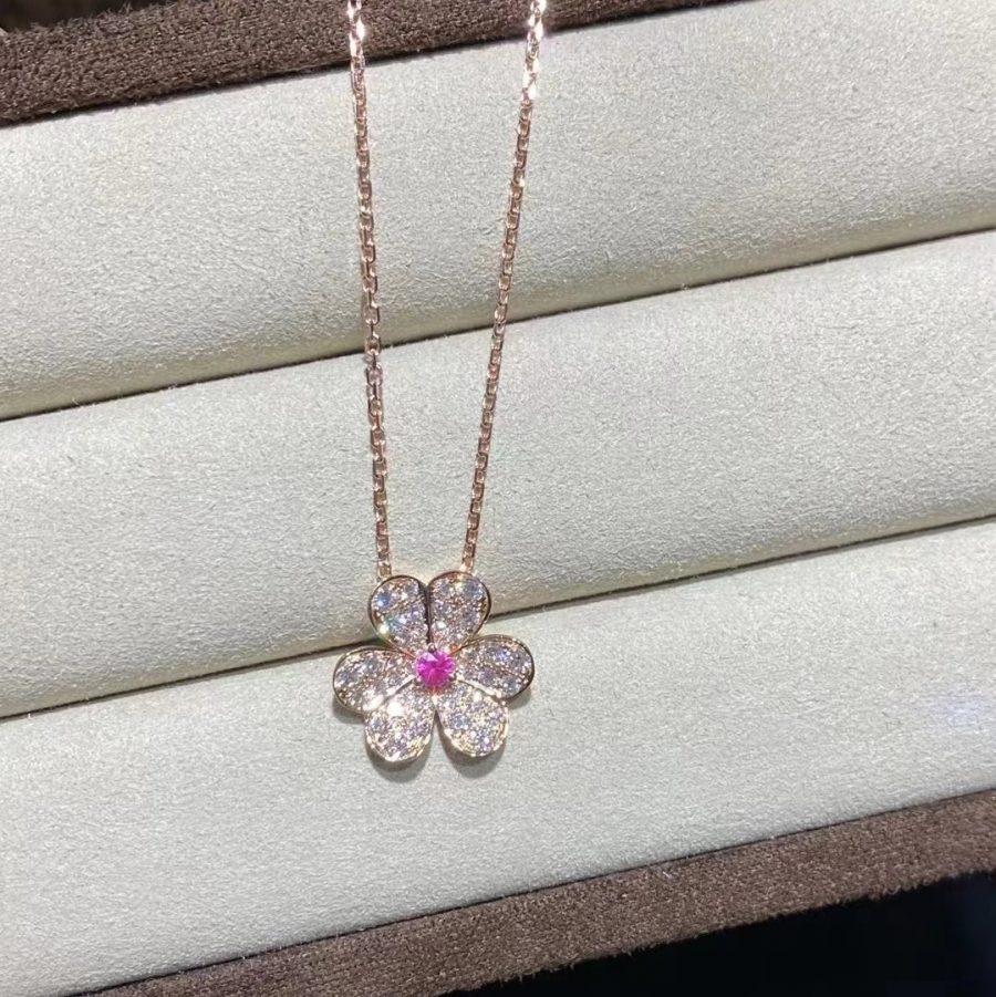 [Saipan]PAVÉ DIAMOND BUTTERFLY CHARM NECKLACE